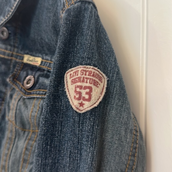 Levi’s jean jacket - Picture 3 of 3